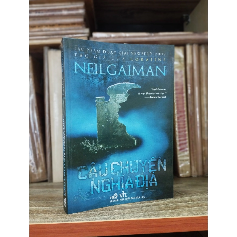 Câu chuyện nghĩa địa - Neil Gaiman 120733