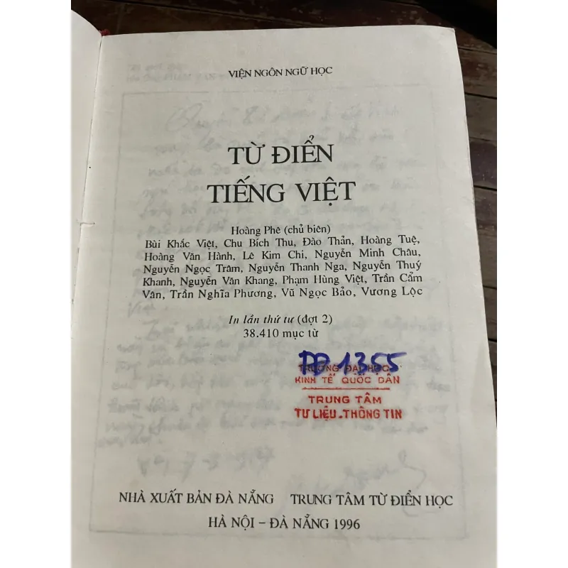 Tư điểnt tiếng Việt - Hoàng Phê chủ biên - sách dày, bìa cứng, mất áo 601571