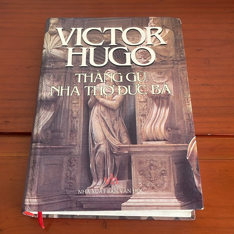 Thằng gù nhà thờ đức bà Victor Hugo 531377