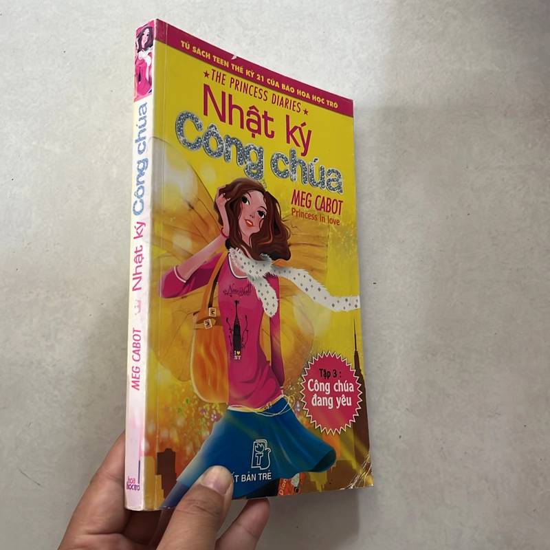Nhật ký công chúa Meg Cabot (Hoa học trò) 543116