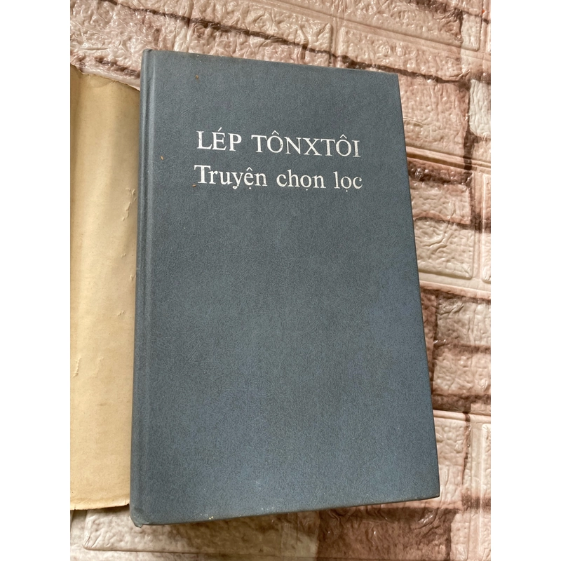 Truyện ngắn Lev Tolstoy ; NXB Cầu Vồng, 1985 460741