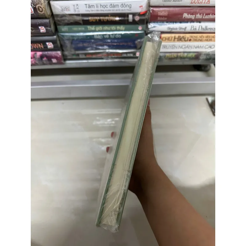 Một mình sống trong rừng - Henry David Thoreau (Bìa cứng) 575852