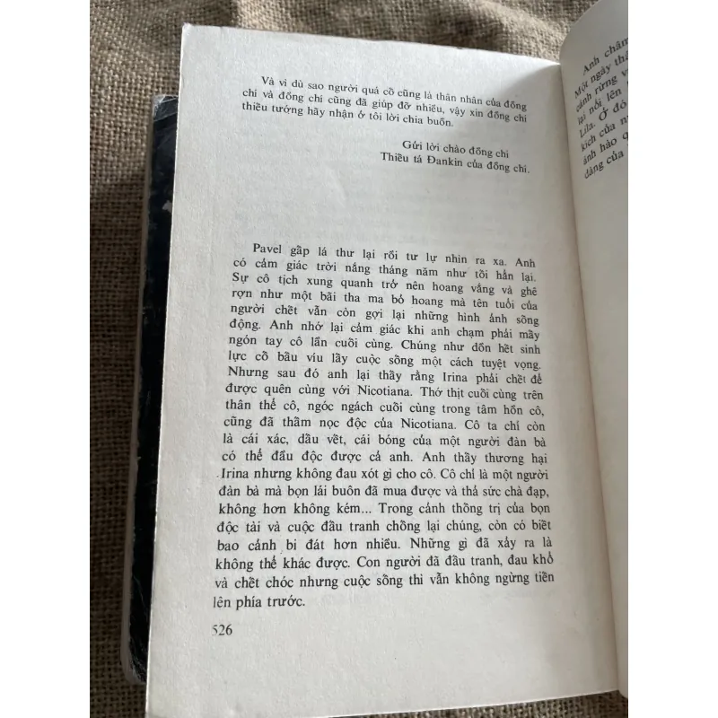 Tiểu thuyết THUỐC LÁ - Giải thưởng DDIMITORORROP 1952  Tác giả: Đimitơrơ Đimốp  Dịch 932964