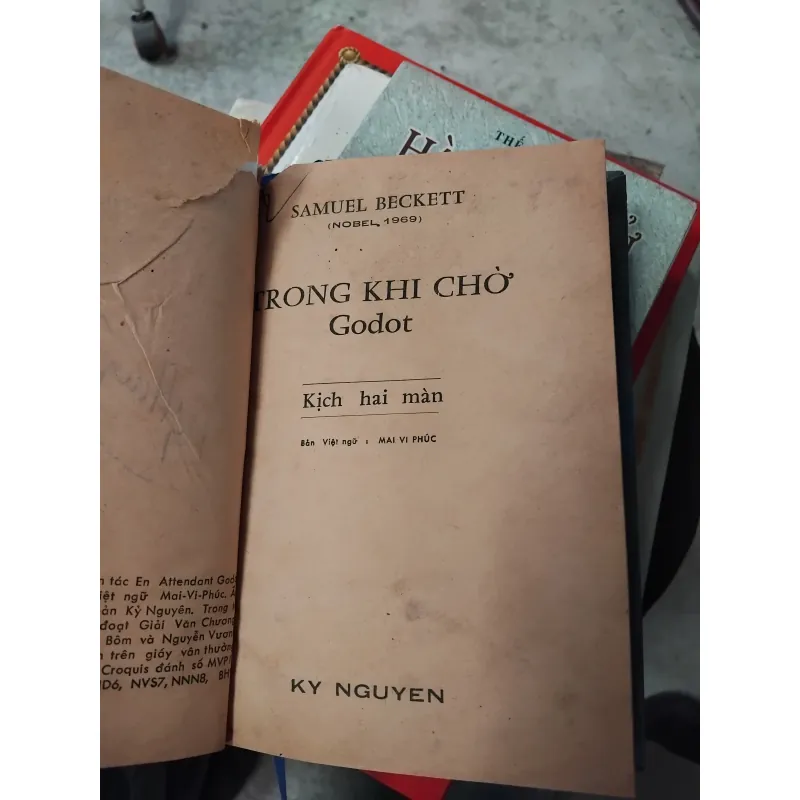 Trong khi chờ Godot của Samuel Beckett 1028021