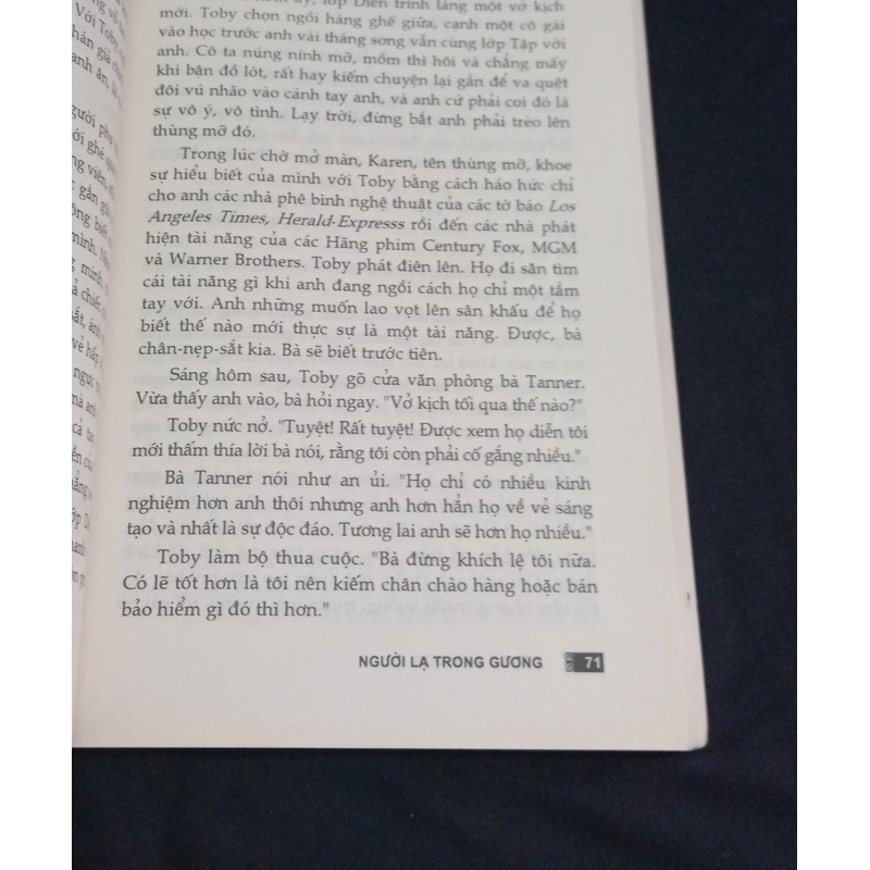 Người Lạ Trong Gương- SIDNEY SHELDON 548304
