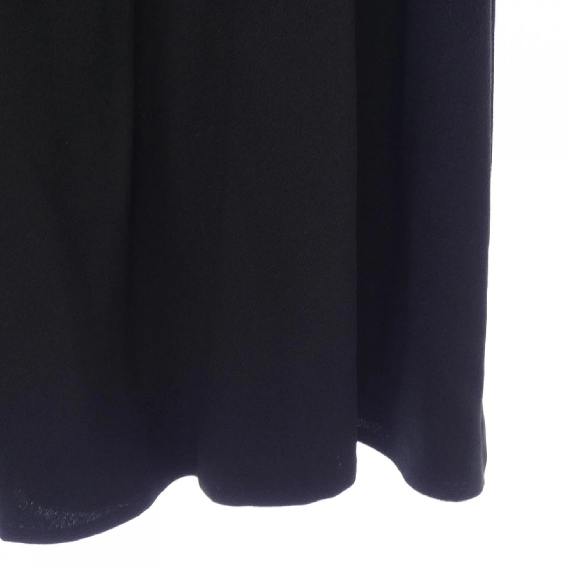 Chân váy PRADA - Hàng hiệu Authentic 650963