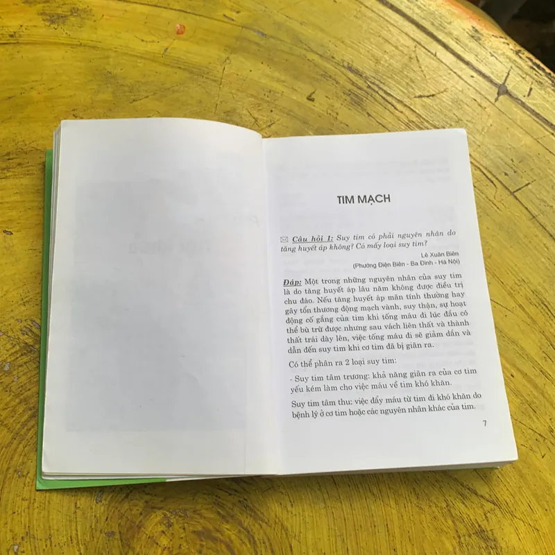 300 CÂU HỎI VÀ GIẢI ĐÁP VỀ SỨC KHOẺ - BÁC SĨ NGUYỄN MINH HỒNG 739603