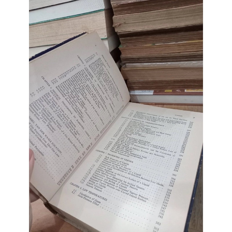 Molecular physics - A.K. Kikoin, I.K. Kikoin 777181