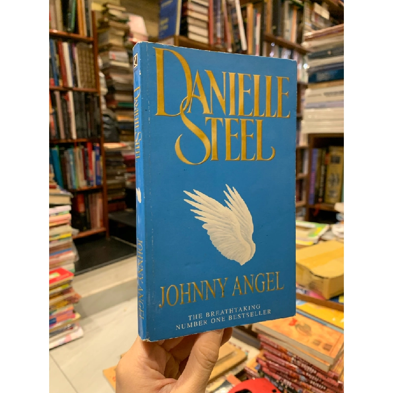 Johnny Angel - Danielle Steel 279253