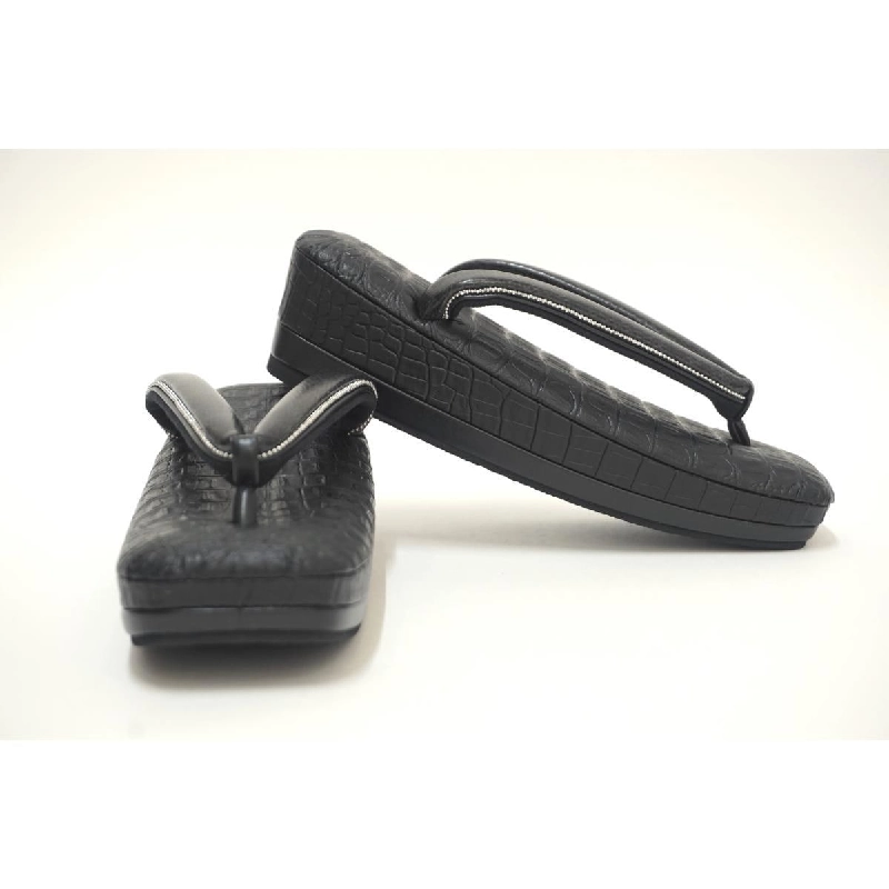 Dép nữ M size - Hàng hiệu Authentic 875921