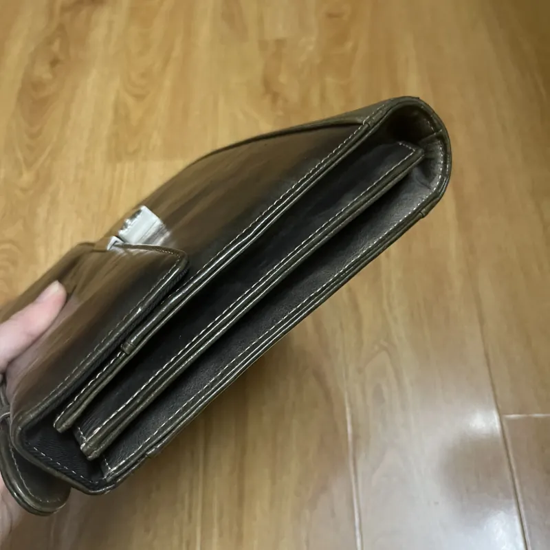 Clutch nam 25x18x3 da thật 2hand 1013061