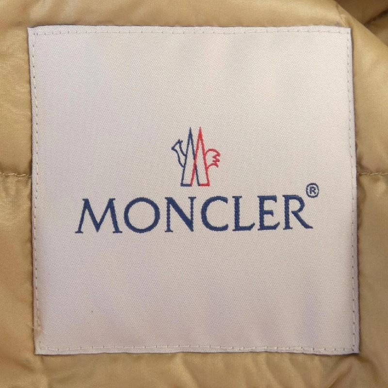 【Sản phẩm mới】Áo khoác lông vũ MONCLER 635709