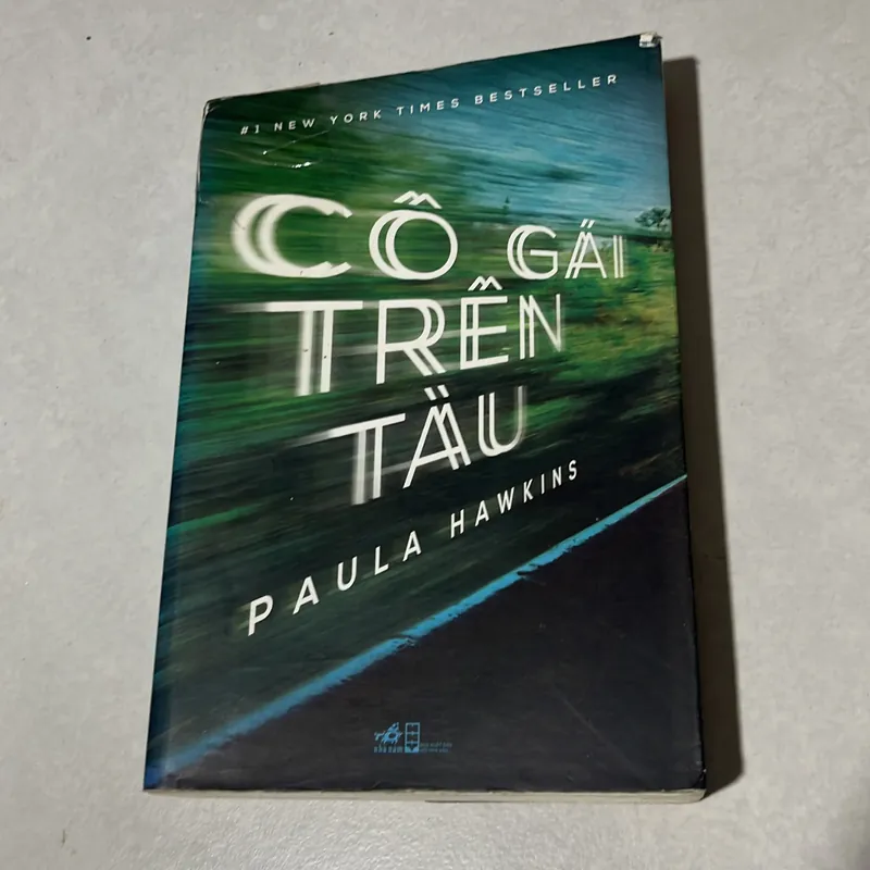 Cô gái trên tàu 567880