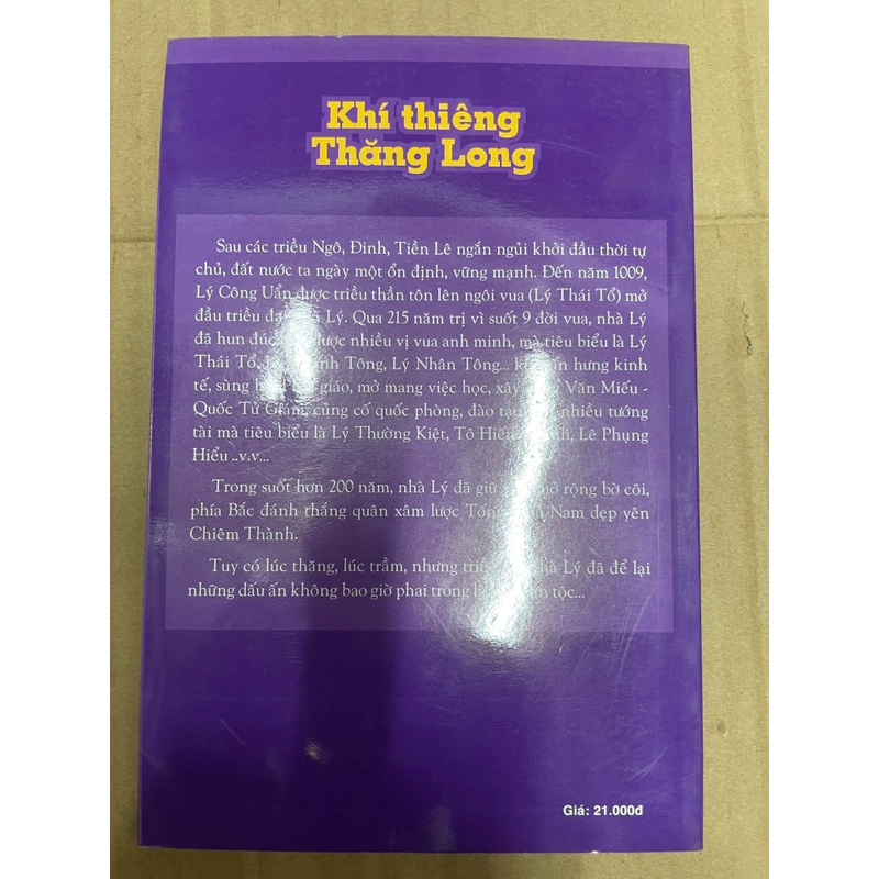 Khí Thiêng Thăng Long - Hoàng Đình Long 307140