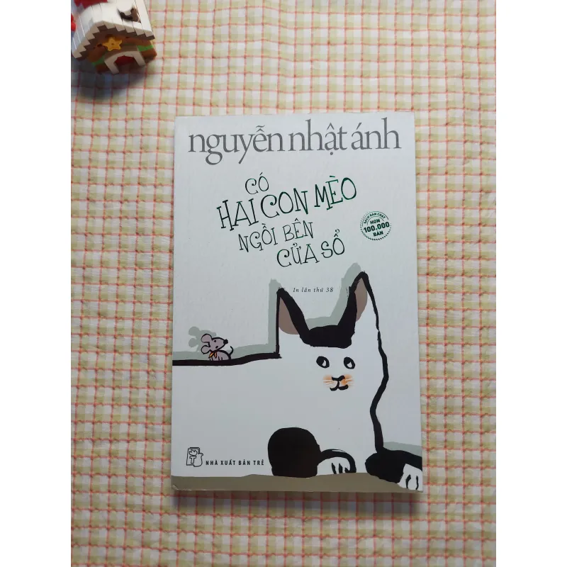Sách CÓ HAI CON MÈO NGỒI BÊN CỬA SỔ - NGUYỄN NHẬT ÁNH - tình trạng tốt 90% 751838