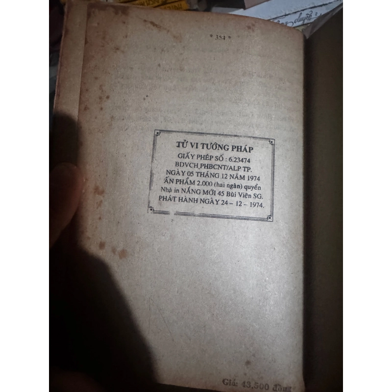 Tử vi tướng pháp trọn đời, in năm 1974 550449