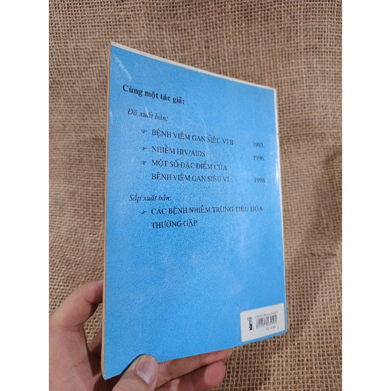 Chủng ngừa viêm gan siêu vi B - Nguyễn Hữu Chí 1999 mới 80% (Sách Y học - Sức khỏe - Thể thao) HCM060526 1038910