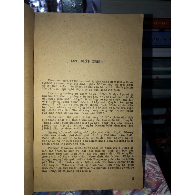 Hành trình trên biển - E. Rôble 972994