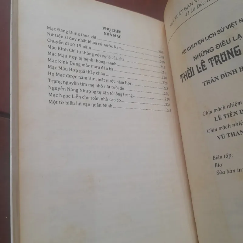 Những điều lạ THỜI LÊ TRUNG HƯNG 778810