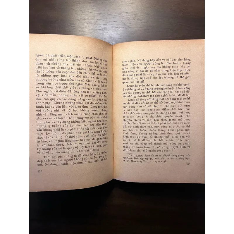 📖 Anh hùng và nghệ sĩ (xb 1975) 606254