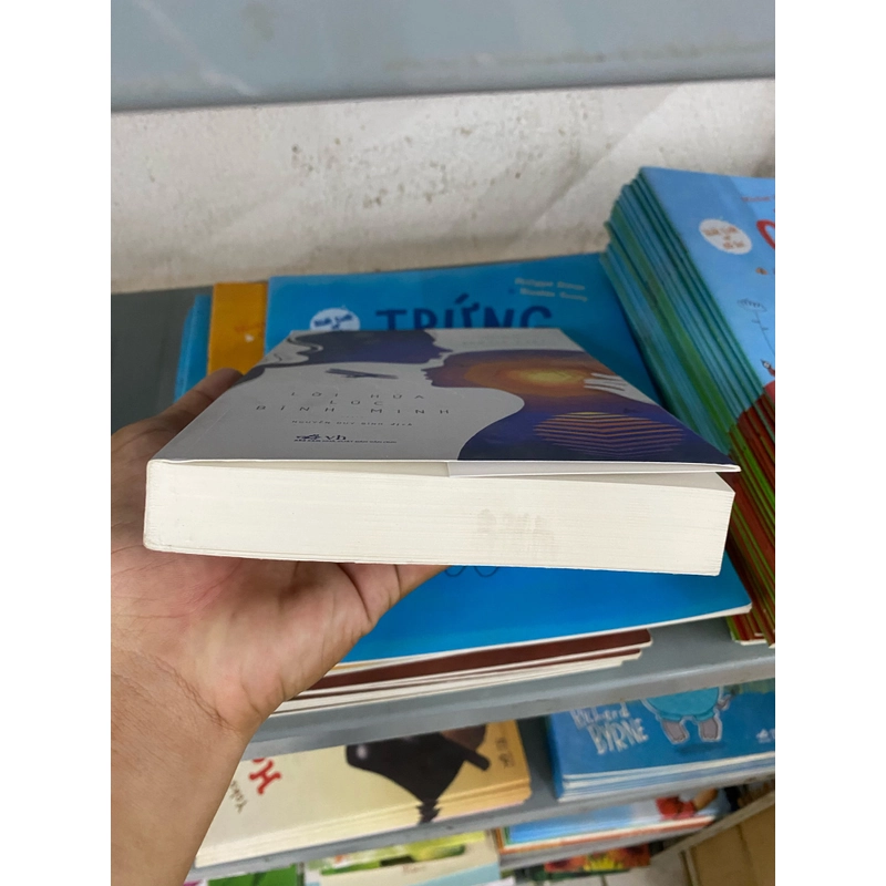 Lời hứa lúc bình minh - Romain Gary 299750