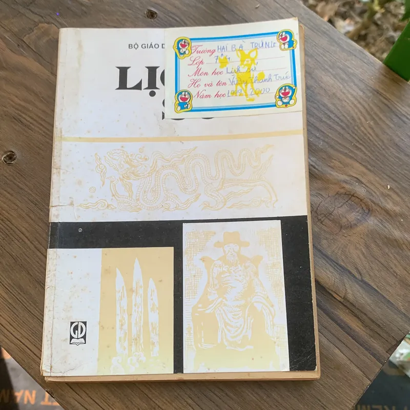 Sách giáo khoa Lịch sử 7, in năm 1998 706709