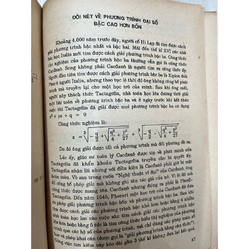 Phương trình và hệ phương trình không mẫu mực - Nguyễn Đức Tấn, Phan Ngọc Thảo 728228