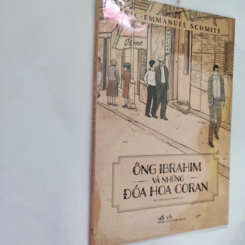 ÔNG IBRAHIM VÀ NHỮNG ĐÓA HOA CORAN 219434