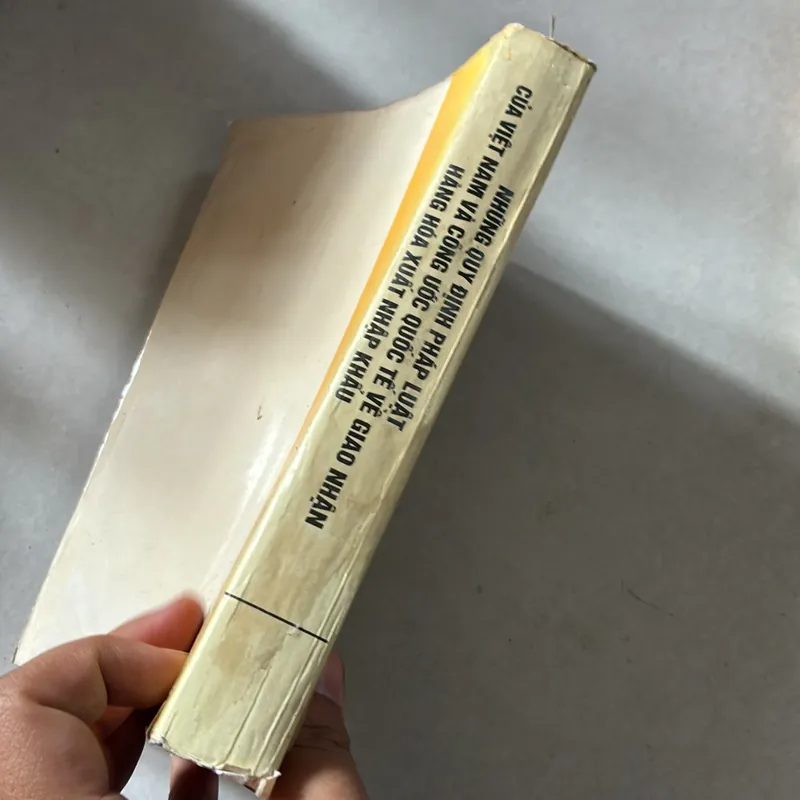 Các nhà doanh nghiệp cần biết về xuất nhập khẩu (2 cuốn) 739391