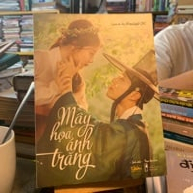 MÂY HOẠ ÁNH TRĂNG 119536