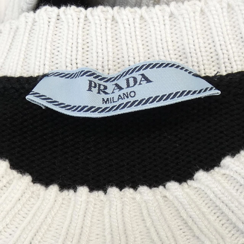 Áo len cổ tròn cotton PRADA P24I1R S212 1Z05 - Hàng hiệu Authentic 633530