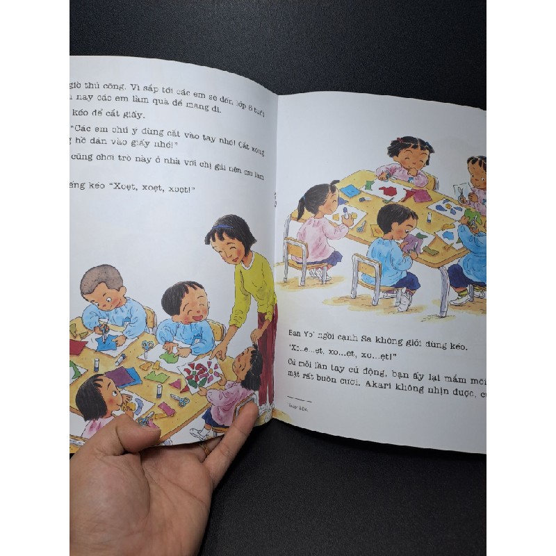 Một ngày ở nhà trẻ Ehon mới 90% HCM0809 Oreka-Blogmeo 32887