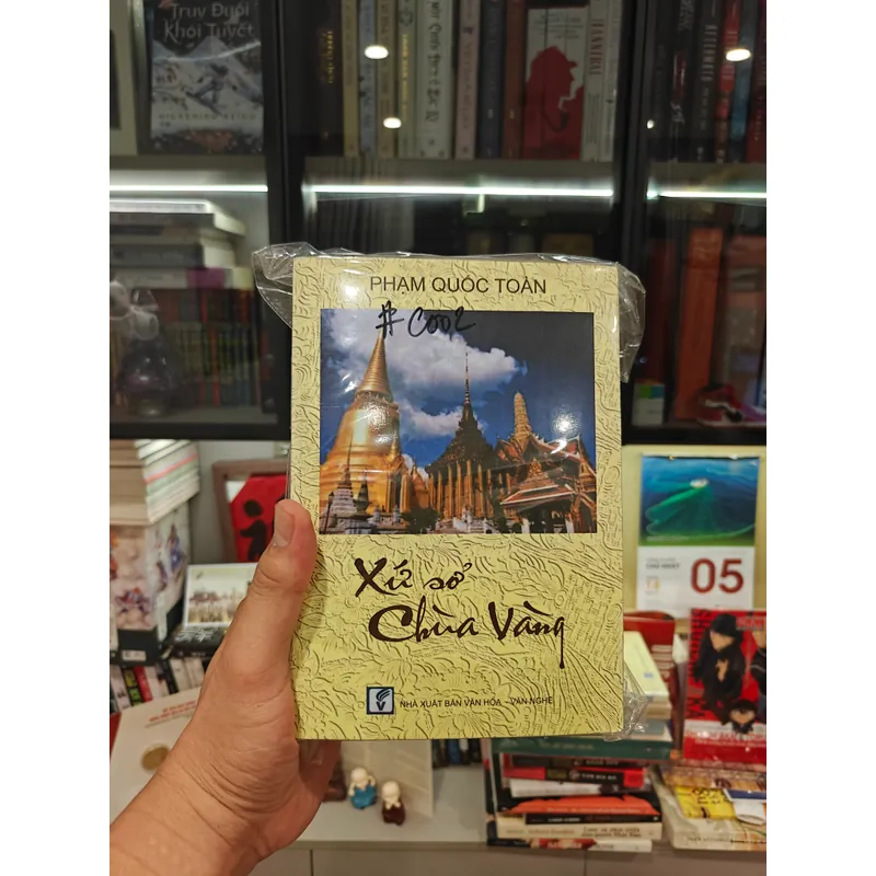 Ký giả/Xứ sở chùa vàng/Tôi nói bằng mồm tôi 590930