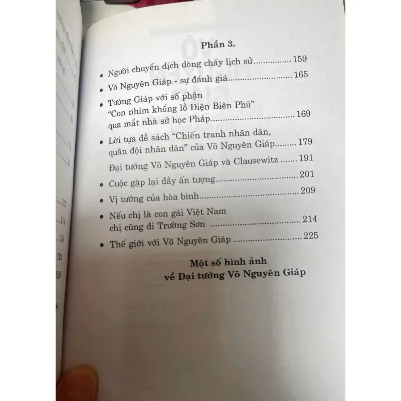 SÁCH ĐẠI TƯỚNG TỔNG TƯ LỆNH VÕ NGUYÊN GIÁP ĐẠI TƯỚNG CỦA NHÂN DÂN CỦA HÒA BÌNH 702421
