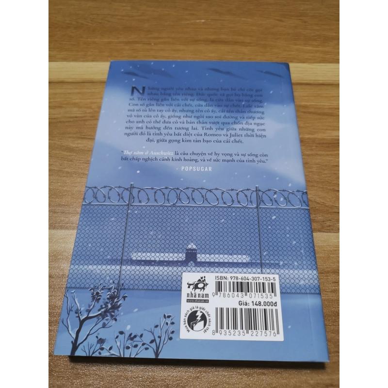 Thợ xăm ở Auschwitz- Heather Morris 519403