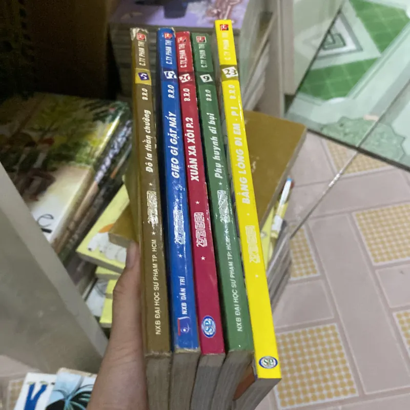 5 tập học sinh chân kinh 789477