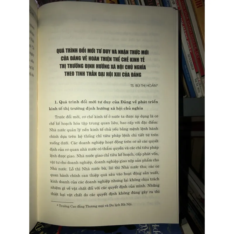 Những vấn đề lý luận và thực tiễn mới trong văn kiện đại hội XIll của Đảng  730994
