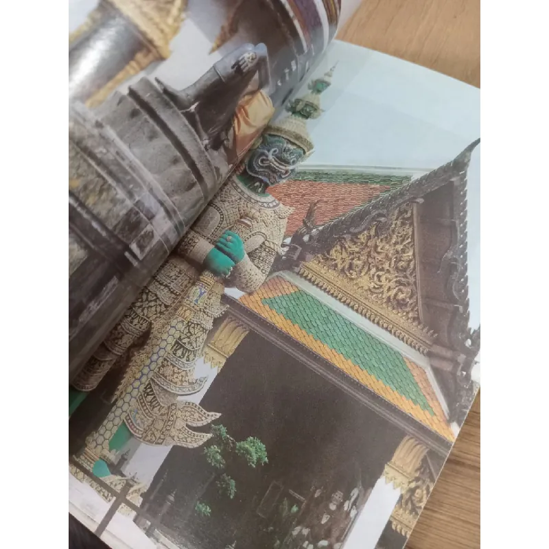 History of The Temple of the Emerald Buddha - Professor M.C. Subhadradis Diskul 560631