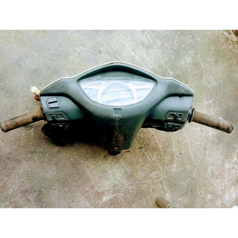 Bộ đầu xe máy lắp vừa cho SCR - Lead 110 còn nguyên bản, có cả ghi đông... 446442