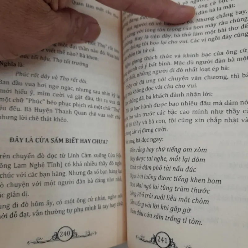 MẸ HIỀN CON THẢO THẦY GIỎI TRÒ TÀI- Tác giả Hoàng Khôi 747875