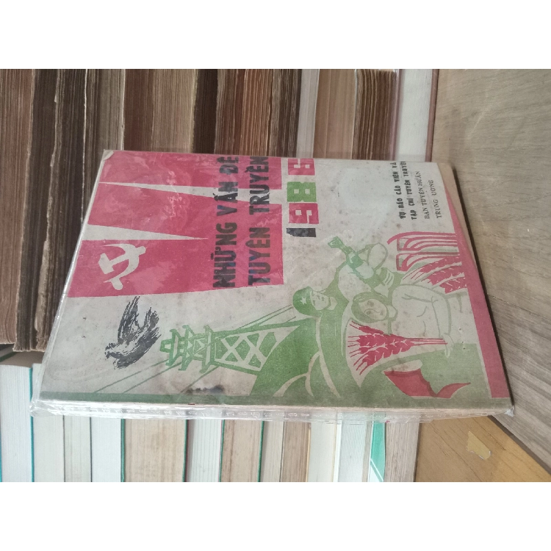 Những vấn đề tuyên truyền 1986 - Ban tuyên huấn trung ương 783707