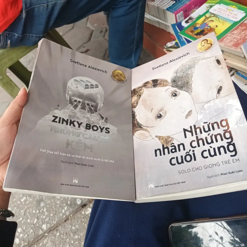 Combo 2c Những cậu bé kẽm+ Những nhân chứng cuối cùng - Svetlana Alexievich 934215