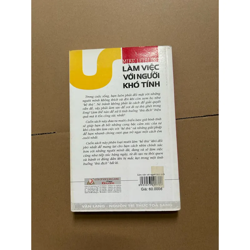 Làm việc với người khó tính 557482