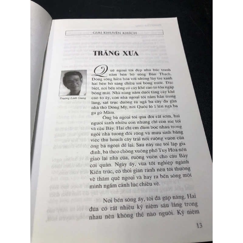 Truyện ngắn hay 2007 tróc bìa tróc gáy nhẹ bẩn bìa new 90% HCM0601 văn học 912888