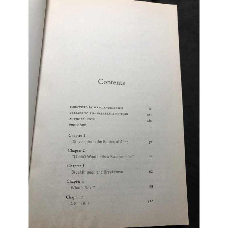 Becoming Steve Jobs mới 85% bẩn nhẹ Brent Schlender, Rick Tetzeli HPB1408 NGOẠI VĂN 350403