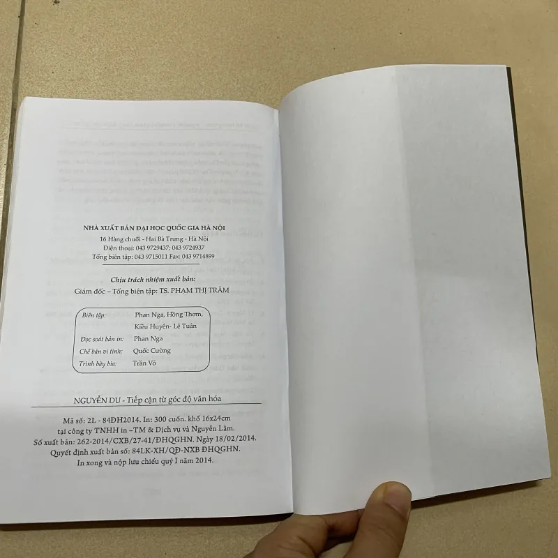 Nguyễn Du Tiếp cận từ góc độ văn hoá (t4) 975444