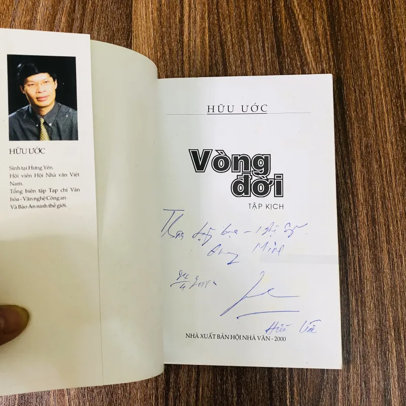 Hữu Ước - Vòng Đời - Kịch - có chữ ký tác giả 936379