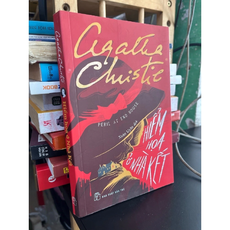 Hiểm hoạ ở nhà kết - Agatha Christine 970630