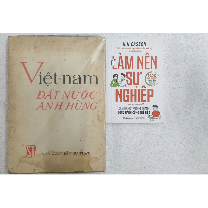 Việt Nam Đất Nước Anh Hùng - tặng sách Làm Nên Sự Nghiệp (trị giá 99K) 491021