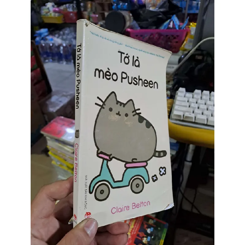 Tớ là mèo Pusheen - Belton - 2015 mới 80% có viết - TRUYỆN TRANH - HCM0111 629129
